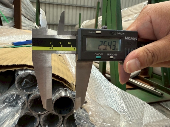Carbon Steel Seamless Pipe 03
